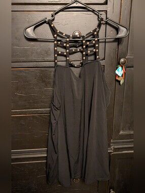 Black Stud-Detail Strappy Women’s Tank